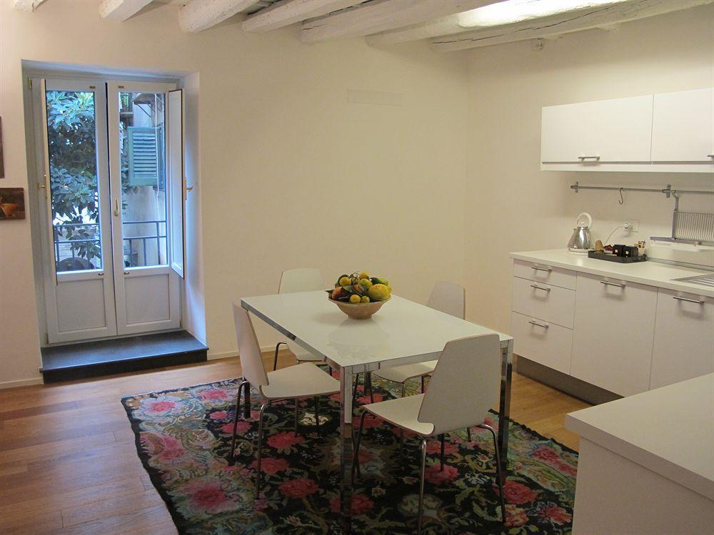 Bb 22 Charming Rooms & Apartments ปาแลร์โม ภายนอก รูปภาพ