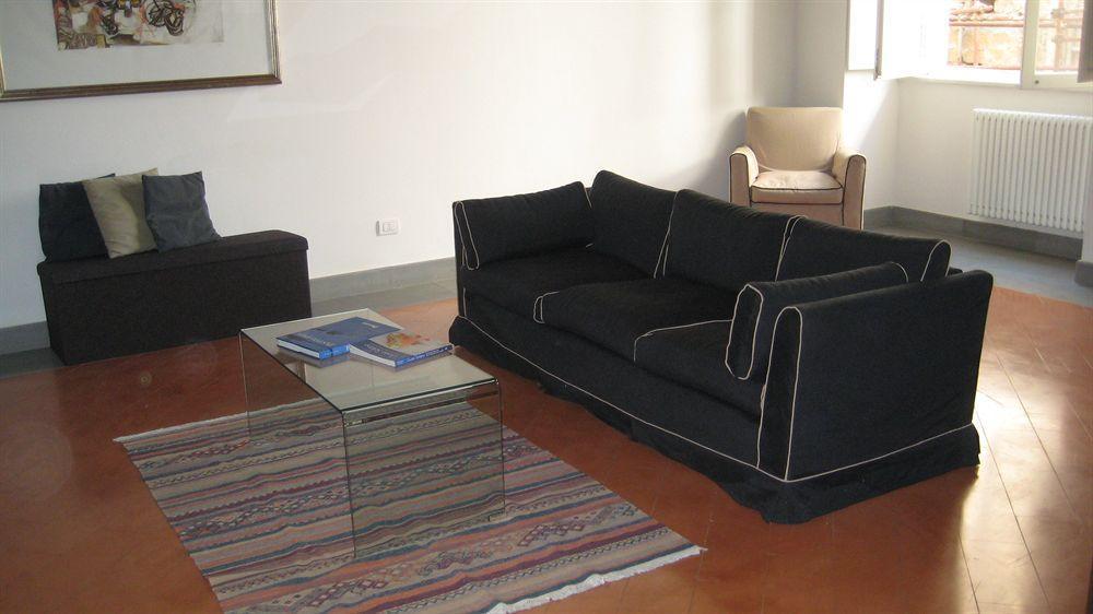 Bb 22 Charming Rooms & Apartments ปาแลร์โม ภายนอก รูปภาพ