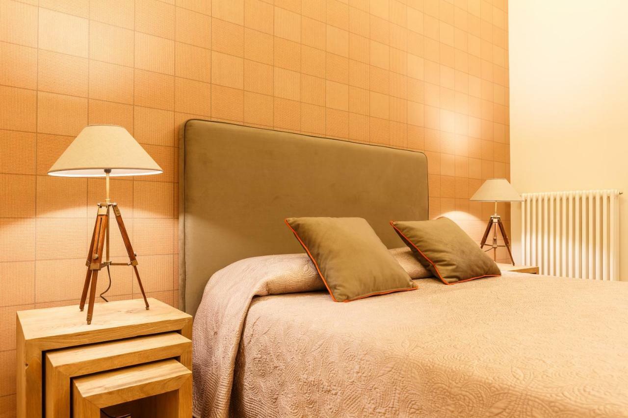 Bb 22 Charming Rooms & Apartments ปาแลร์โม ภายนอก รูปภาพ
