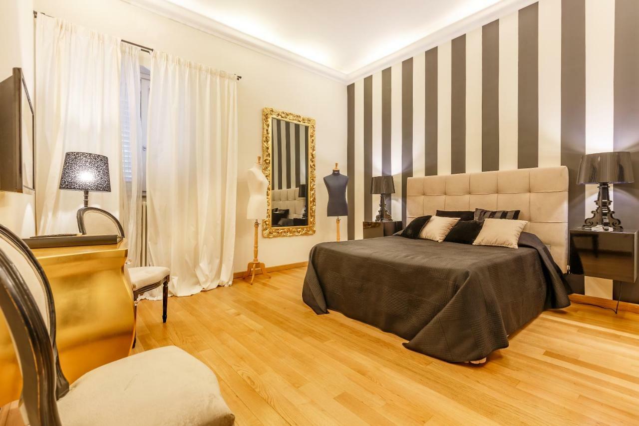 Bb 22 Charming Rooms & Apartments ปาแลร์โม ภายนอก รูปภาพ